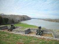 Battery
              at Fort Donelson